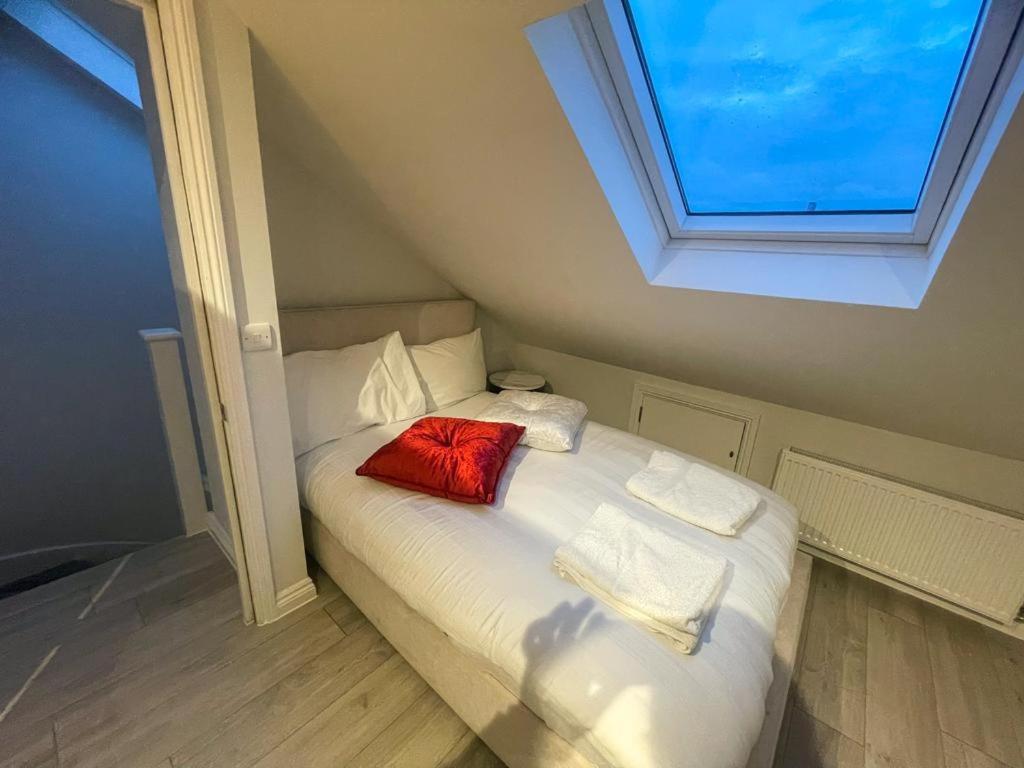 2A Seymour Road Villa Sutton  Buitenkant foto